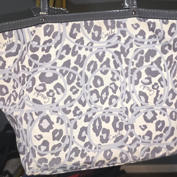 Coach Leopard Print Tote Bag And Wallet Set - Black and Gray - Picture 11 of 15